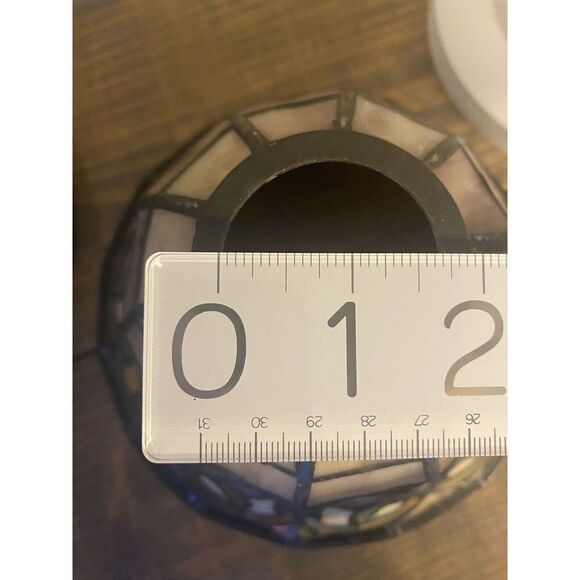 Tiffany Style Stain Glass Handcrafted Lampshade 5” High, 6”Wide, 1 1/2” opening - Picture 3 of 11